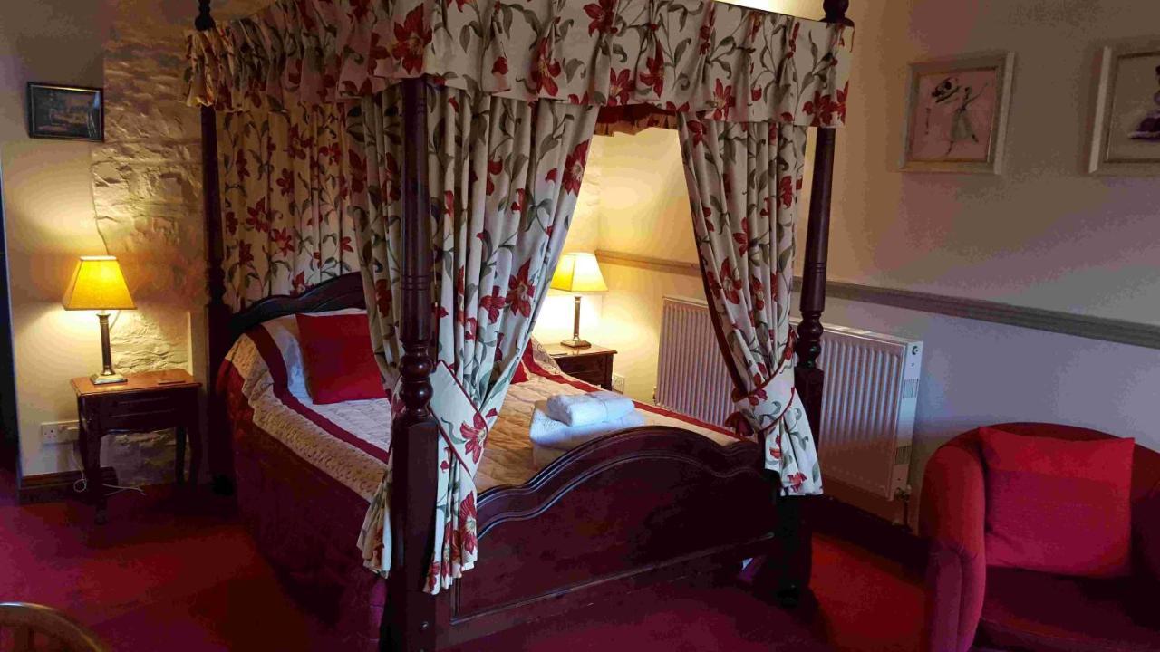 The Walnut Tree Hotel Yeovil Kültér fotó